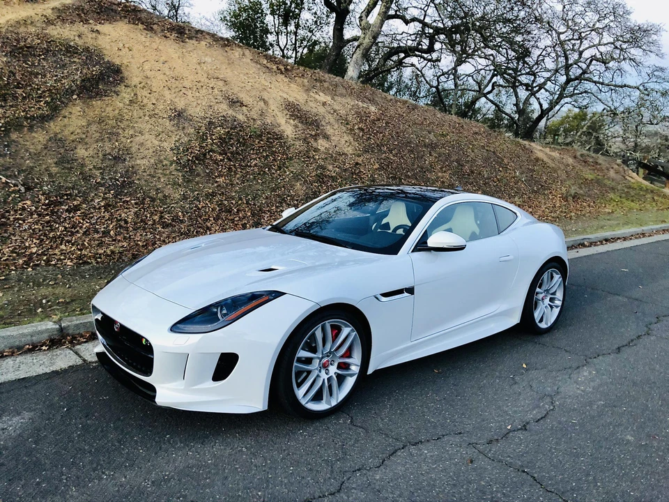 2016 Jaguar F-Type R 1st Gen - Image 21 of 31