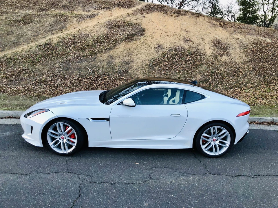 2016 Jaguar F-Type R 1st Gen - Image 29 of 31