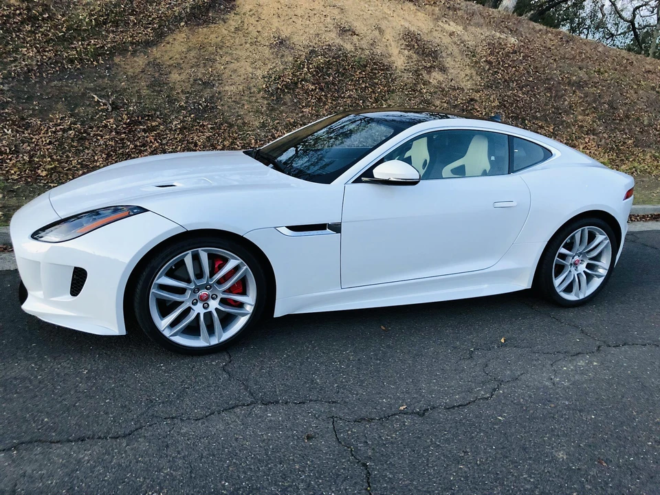 2016 Jaguar F-Type R 1st Gen - Image 26 of 31