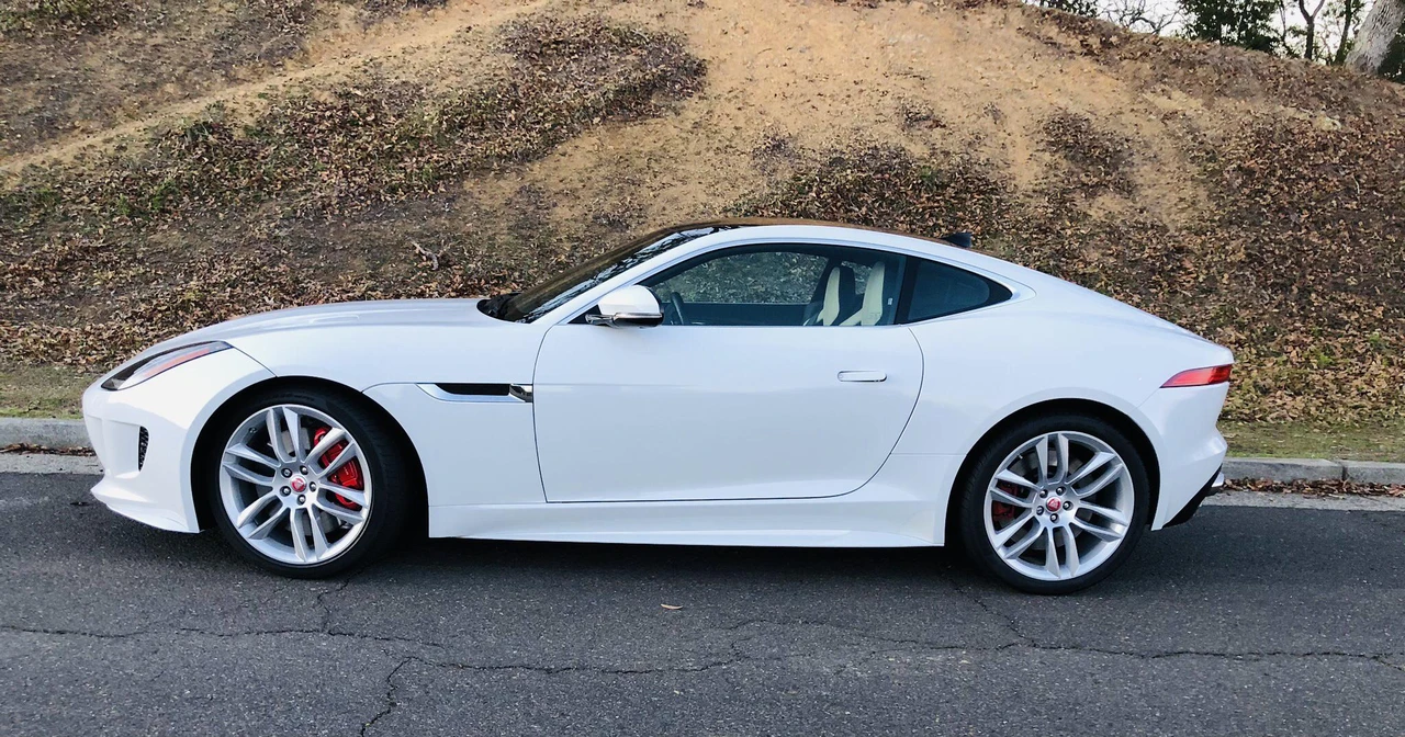 2016 Jaguar F-Type R 1st Gen - Image 28 of 31
