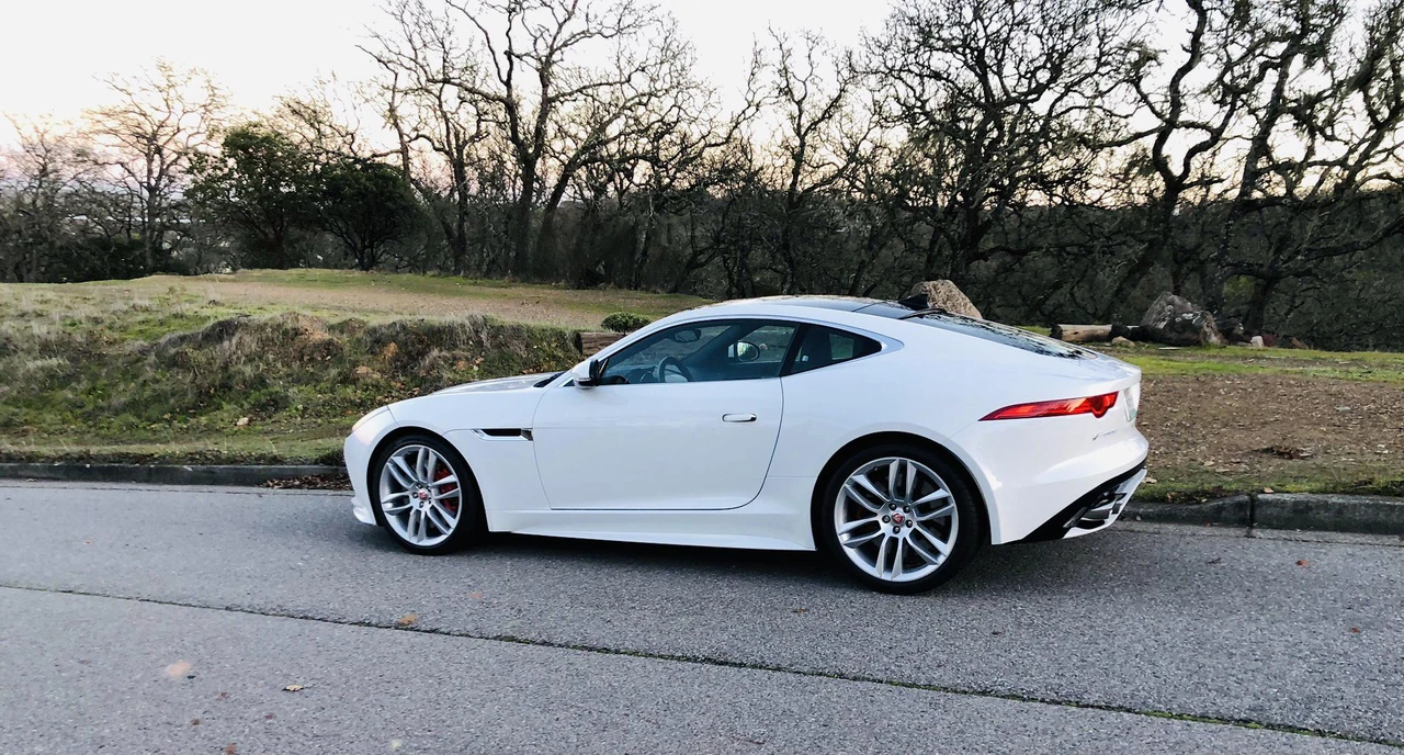 2016 Jaguar F-Type R 1st Gen - Image 30 of 31