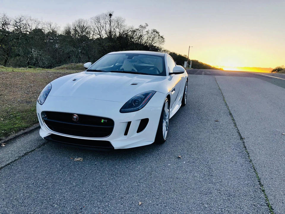 2016 Jaguar F-Type R 1st Gen - Image 15 of 31