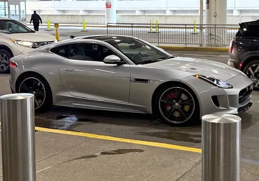 2016 Jaguar F-Type R