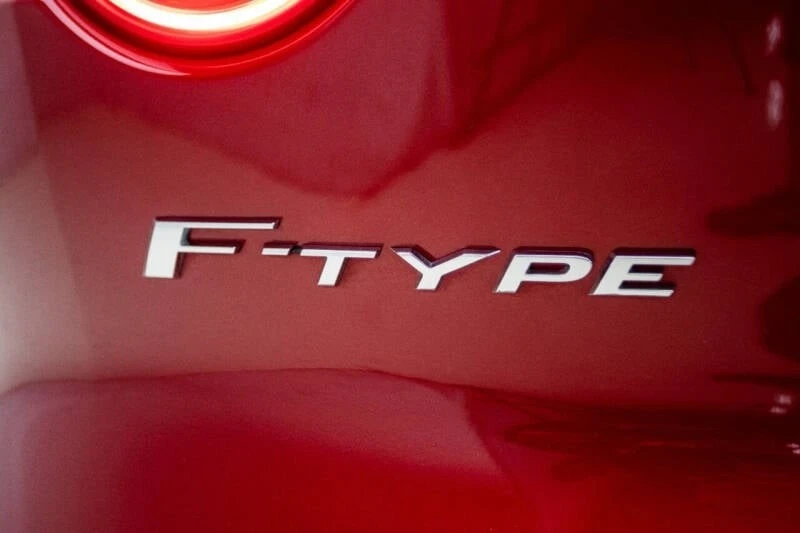 2016 Jaguar F-Type R 1st Gen - Image 11 of 26