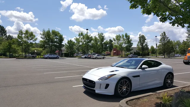 2016 Jaguar F-Type R