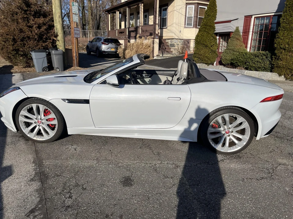 2016 Jaguar F-Type 1st Gen - Image 9 of 31