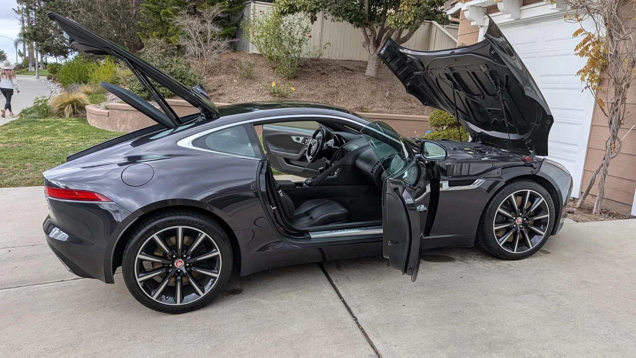 2016 Jaguar F-Type 1st Gen - Image 26 of 31