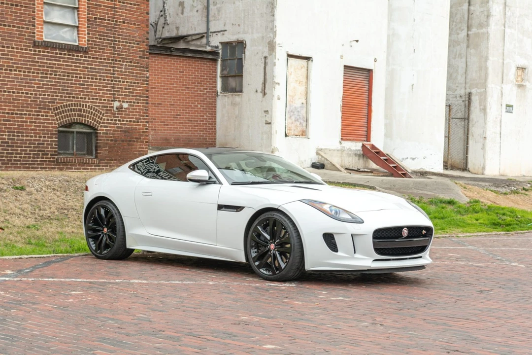 2016 Jaguar F-Type 1st Gen - Image 5 of 31