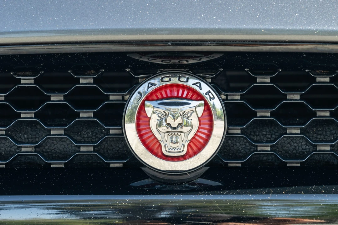 2016 Jaguar F-Type 1st Gen - Image 14 of 31