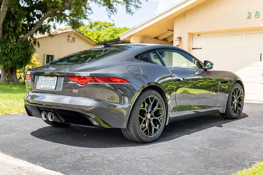 2016 Jaguar F-Type - Image 4 of 31