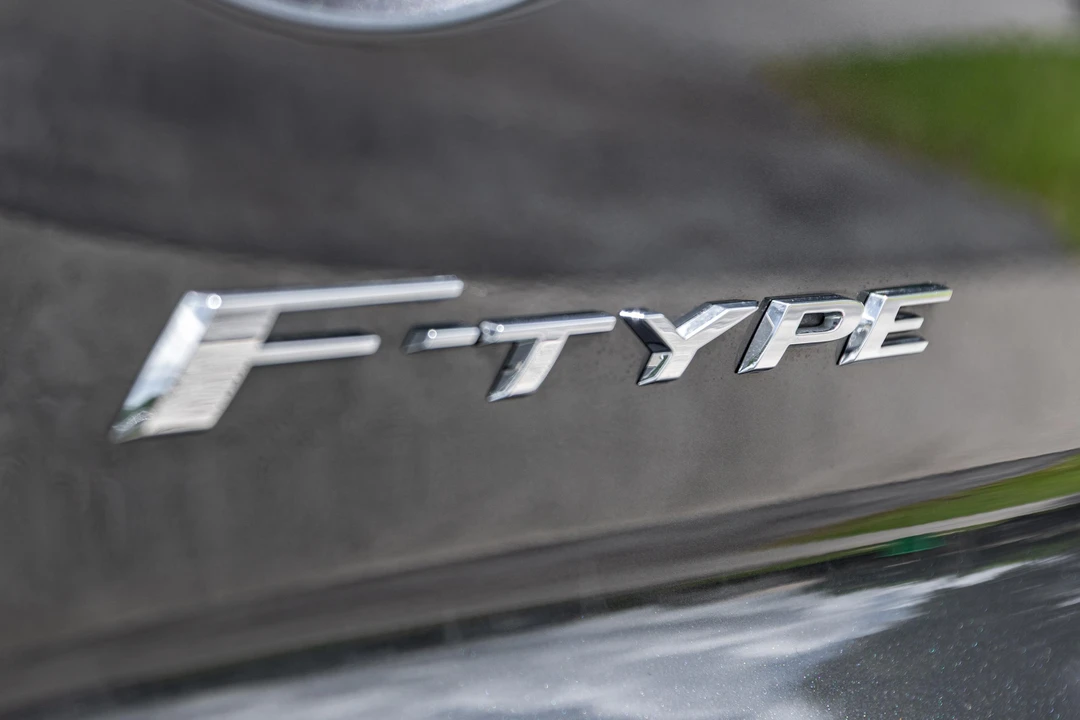 2016 Jaguar F-Type - Image 31 of 31