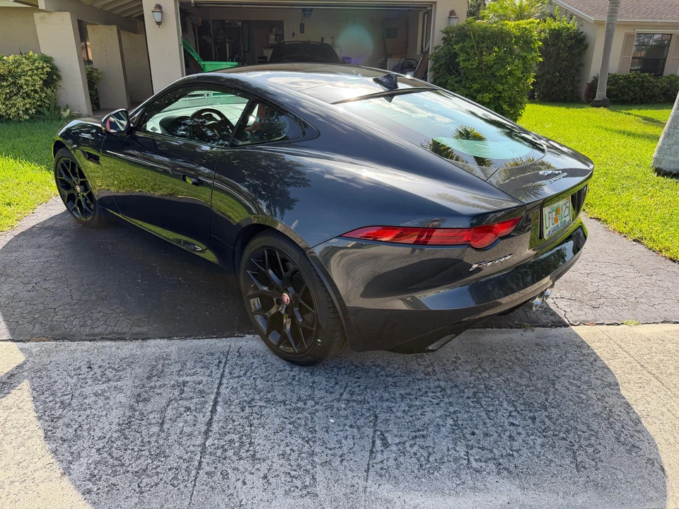 2016 Jaguar F-Type - Image 7 of 31