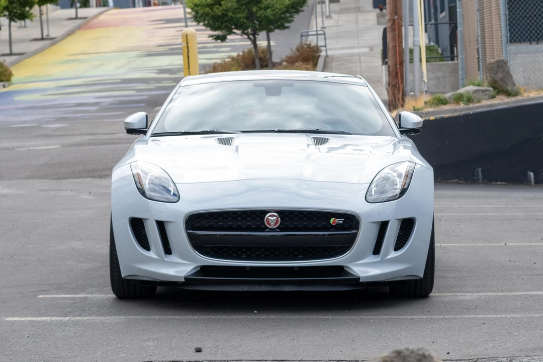 2016 Jaguar F-Type - Image 2 of 31