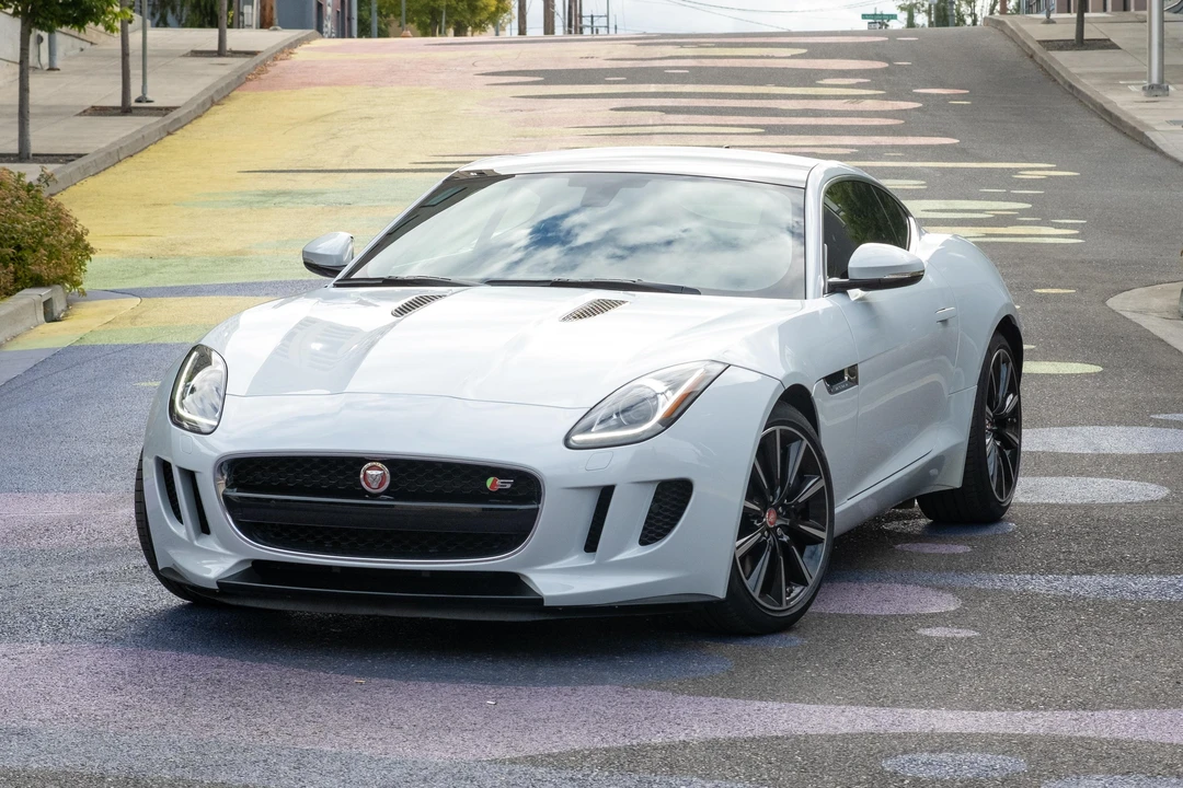 2016 Jaguar F-Type - Image 6 of 31