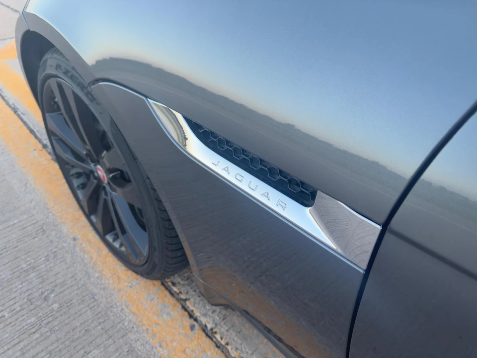 2016 Jaguar F-Type 1st Gen - Image 27 of 31