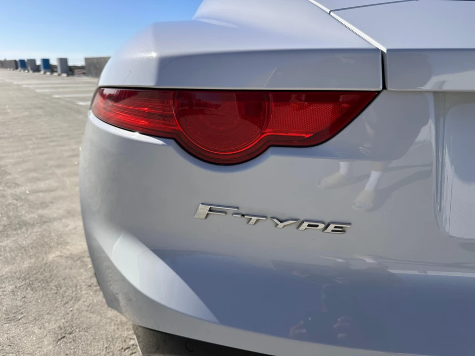 2016 Jaguar F-Type 1st Gen - Image 24 of 31