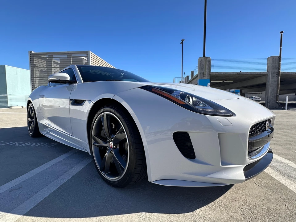 2016 Jaguar F-Type 1st Gen - Image 16 of 31
