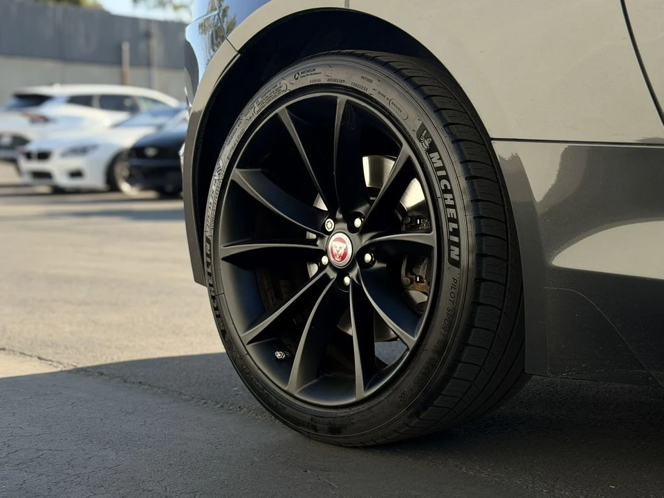2016 Jaguar F-Type 1st Gen - Image 16 of 21