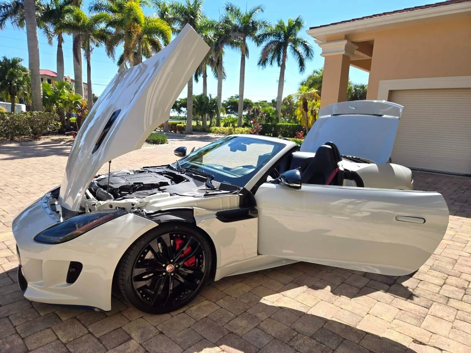 2016 Jaguar F-Type 1st Gen - Image 10 of 21