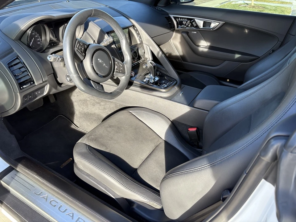 2016 Jaguar F-Type 1st Gen - Image 10 of 18