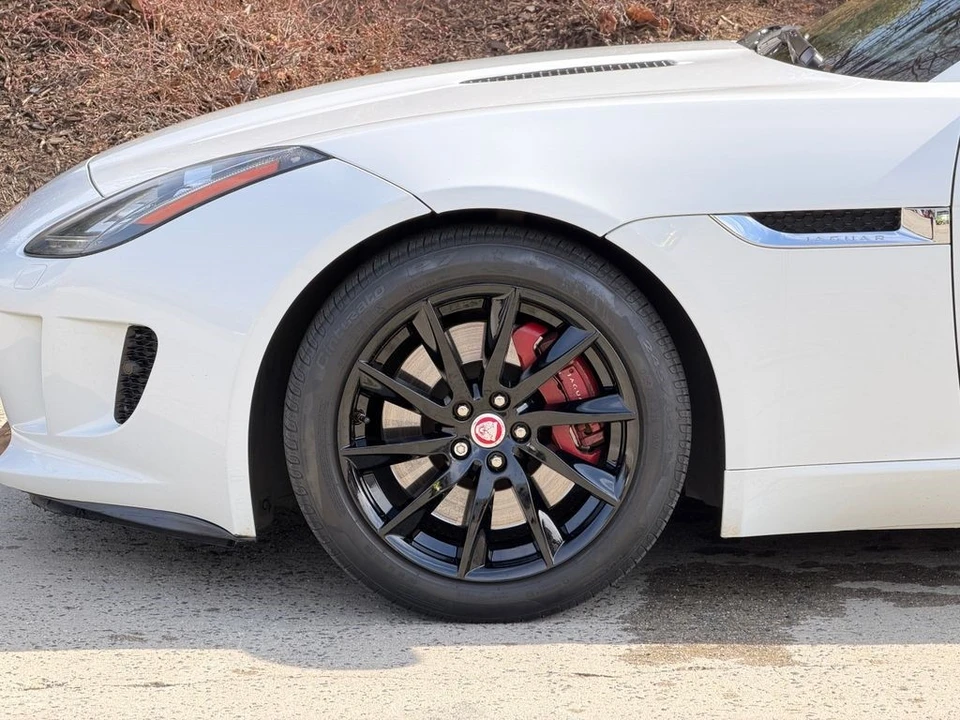 2016 Jaguar F-Type 1st Gen - Image 13 of 21