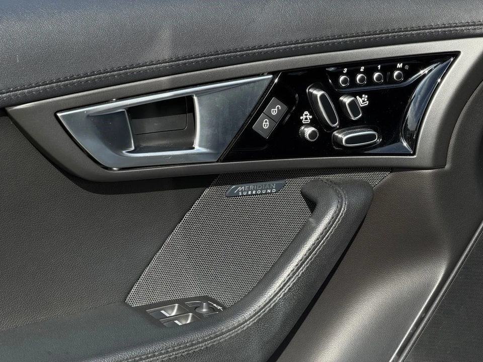 2016 Jaguar F-Type 1st Gen - Image 15 of 21