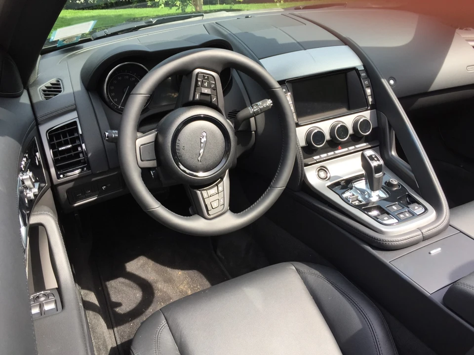 2016 Jaguar F-Type 1st Gen - Image 5 of 8