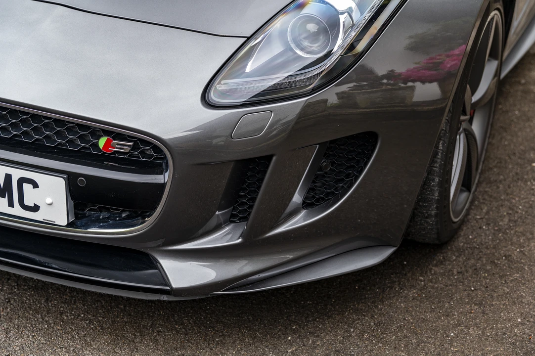 2016 Jaguar F-Type 1st Gen - Image 17 of 31