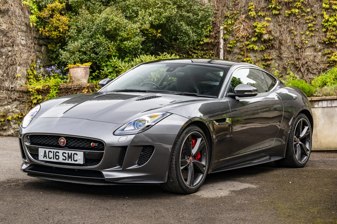 2016 Jaguar F-Type 1st Gen - Image 9 of 31