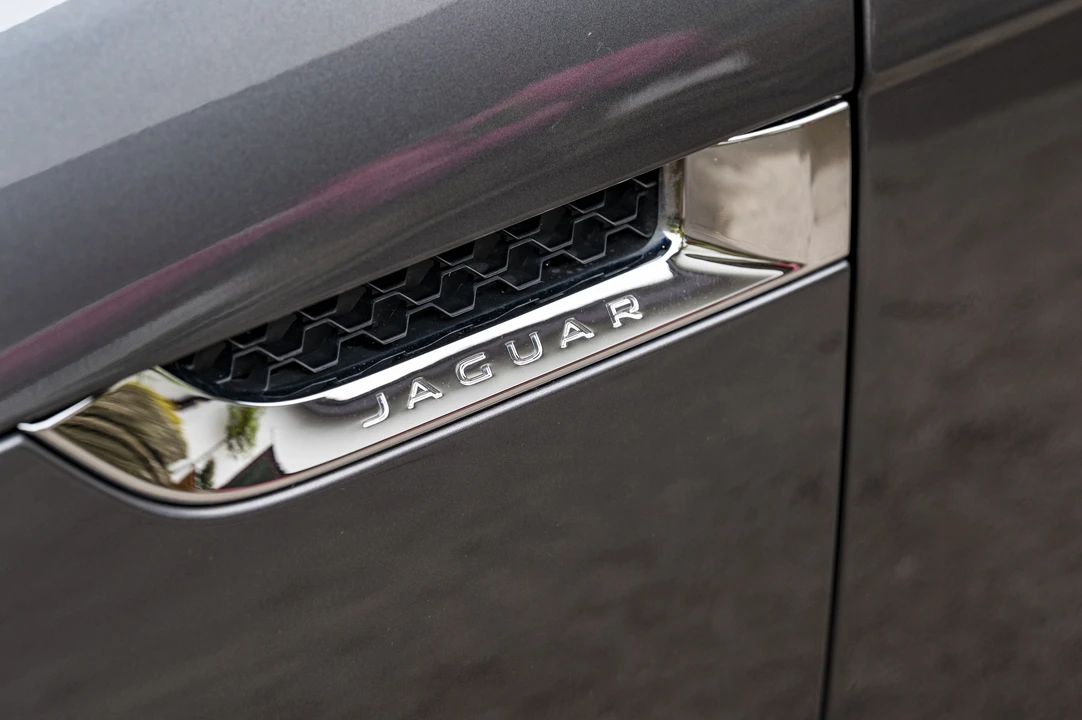 2016 Jaguar F-Type 1st Gen - Image 31 of 31