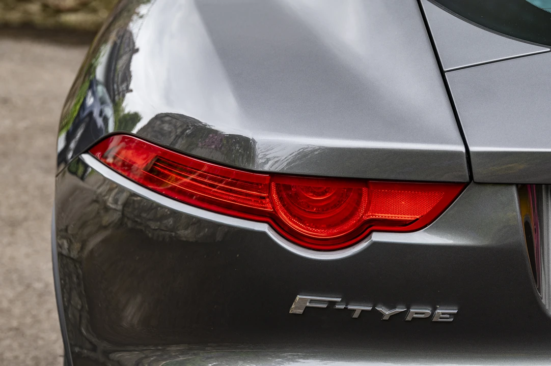 2016 Jaguar F-Type 1st Gen - Image 23 of 31