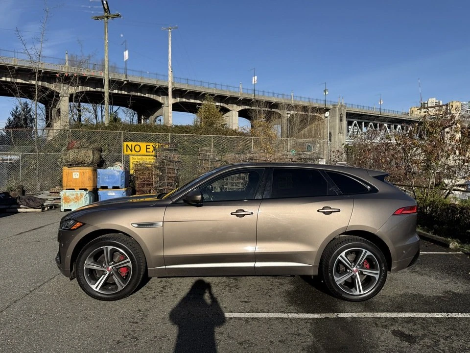 2016 Jaguar F-Pace - Image 14 of 20