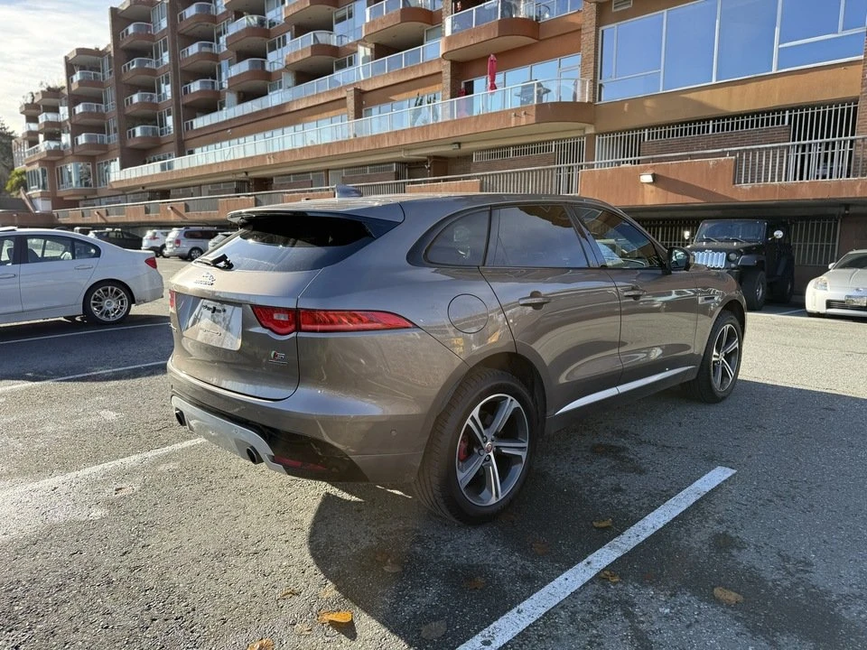 2016 Jaguar F-Pace - Image 13 of 20
