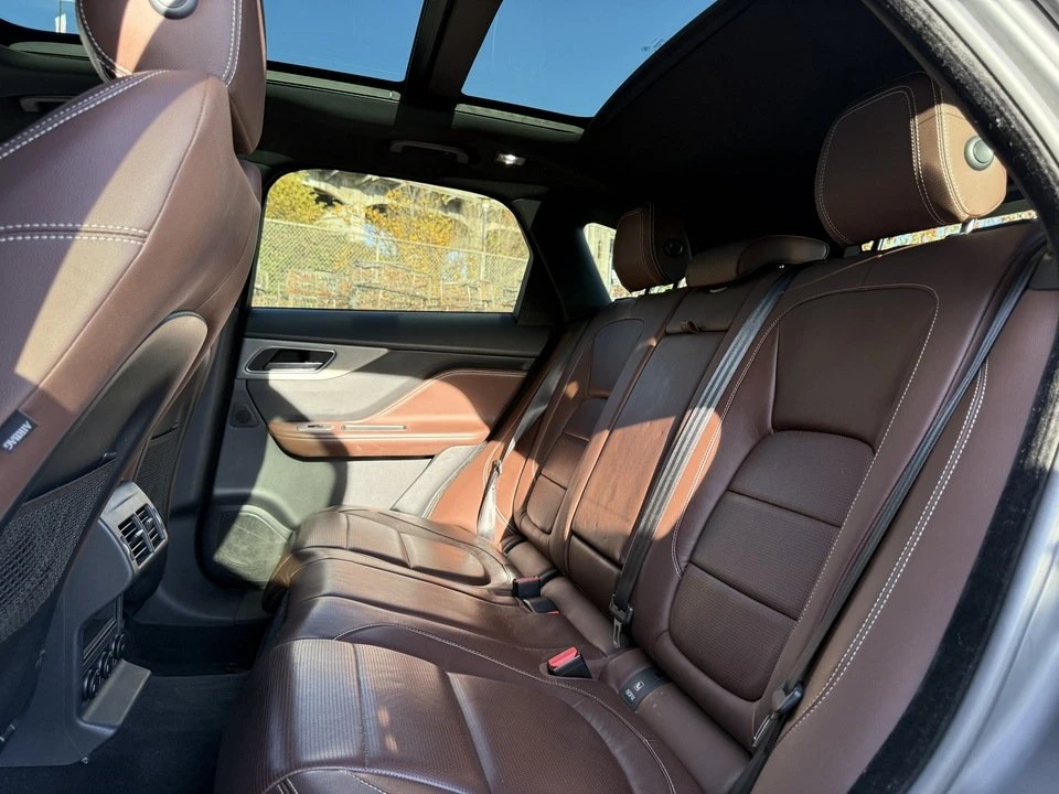 2016 Jaguar F-Pace - Image 9 of 20
