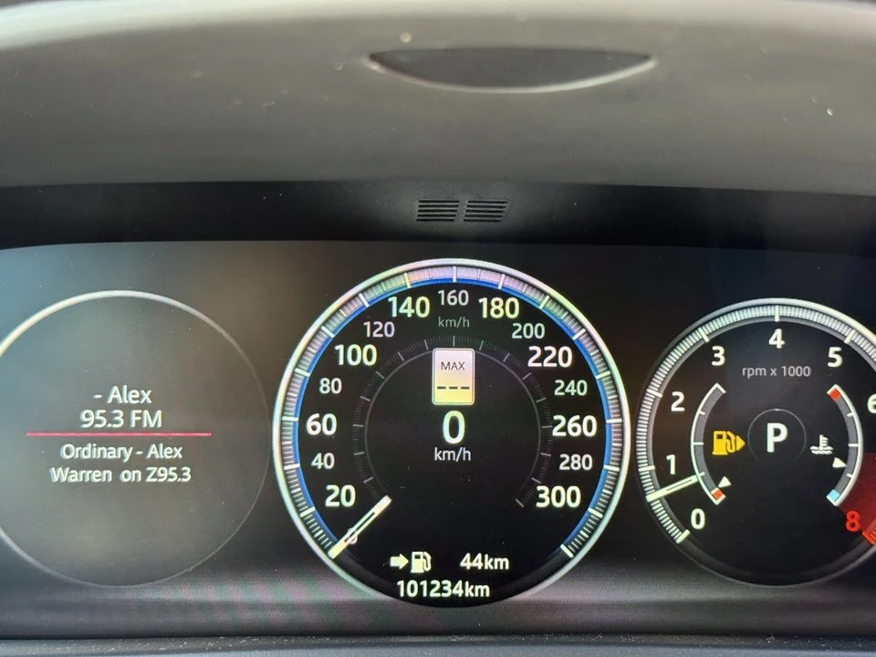 2016 Jaguar F-Pace - Image 19 of 20