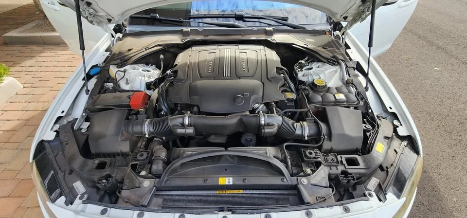 2016 Jaguar X260 XF - Image 12 of 20