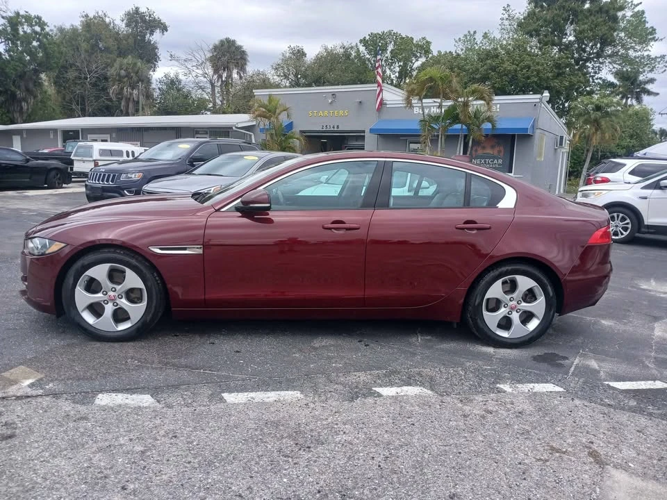 2016 Jaguar XE - Image 5 of 14