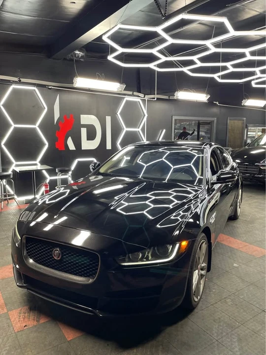 2016 Jaguar XE - Image 3 of 15