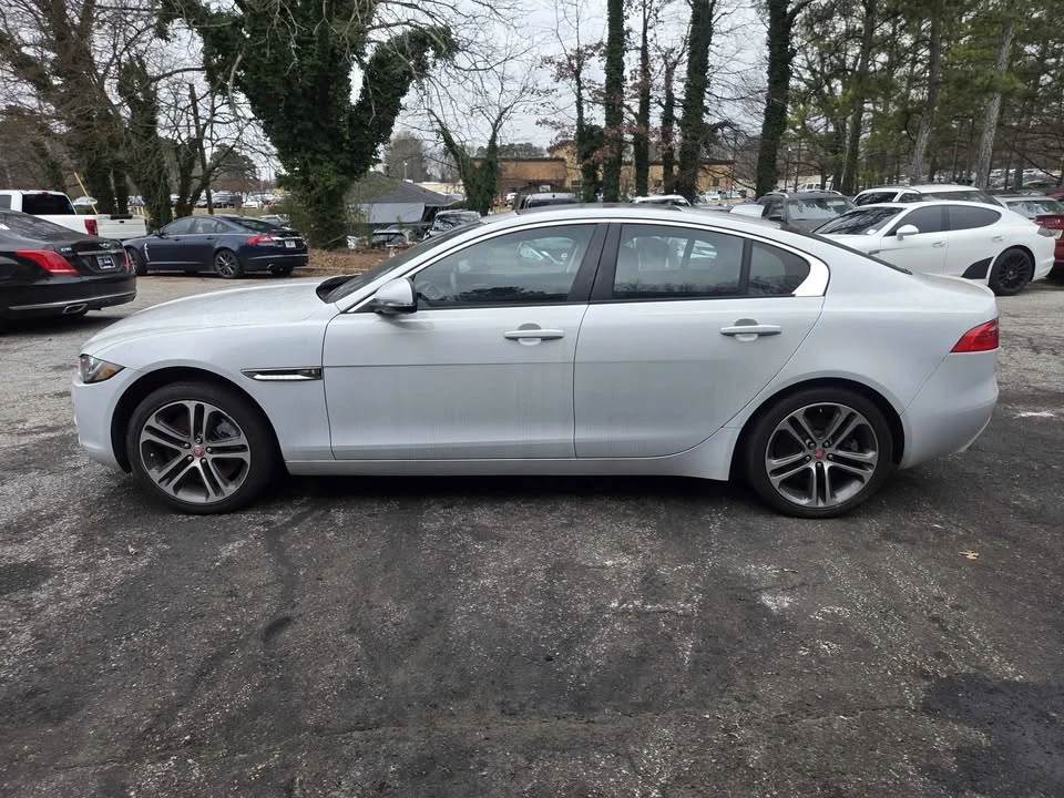 2016 Jaguar XE - Image 6 of 20