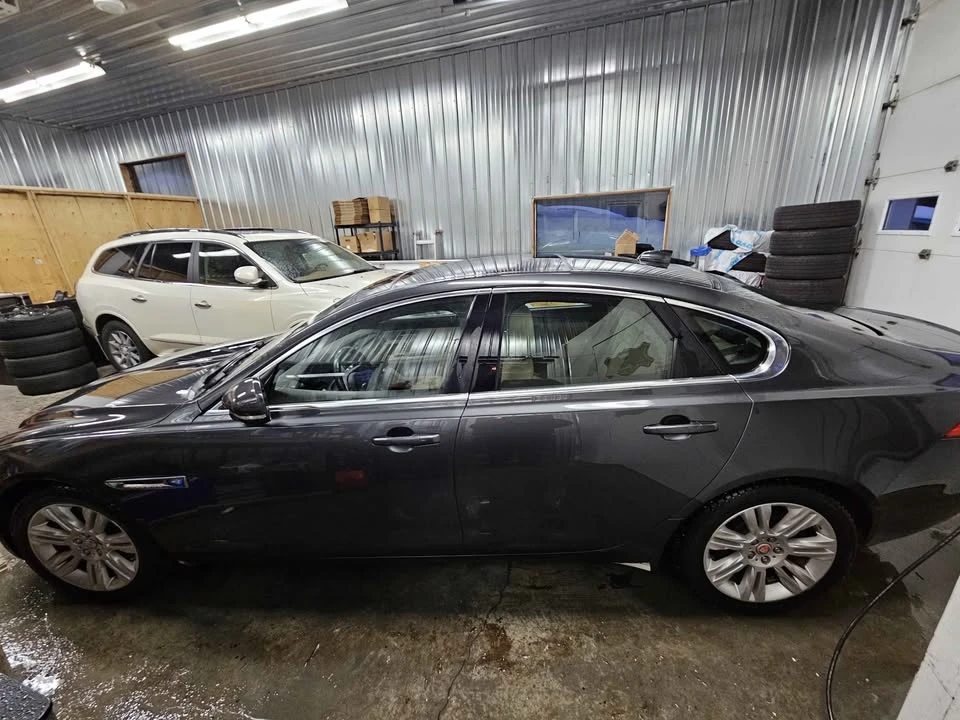 2016 Jaguar X260 XF - Image 4 of 11