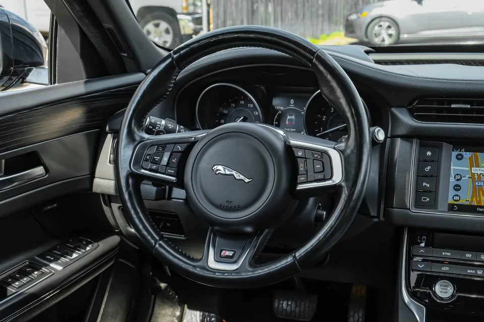 2016 Jaguar X260 XF - Image 12 of 19