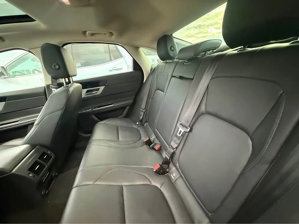 2016 Jaguar X260 XF - Image 5 of 8
