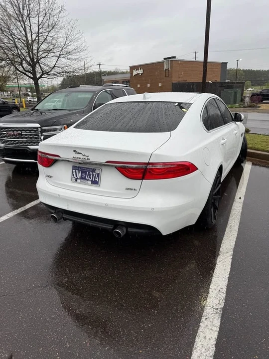 2016 Jaguar X260 XF - Image 5 of 12