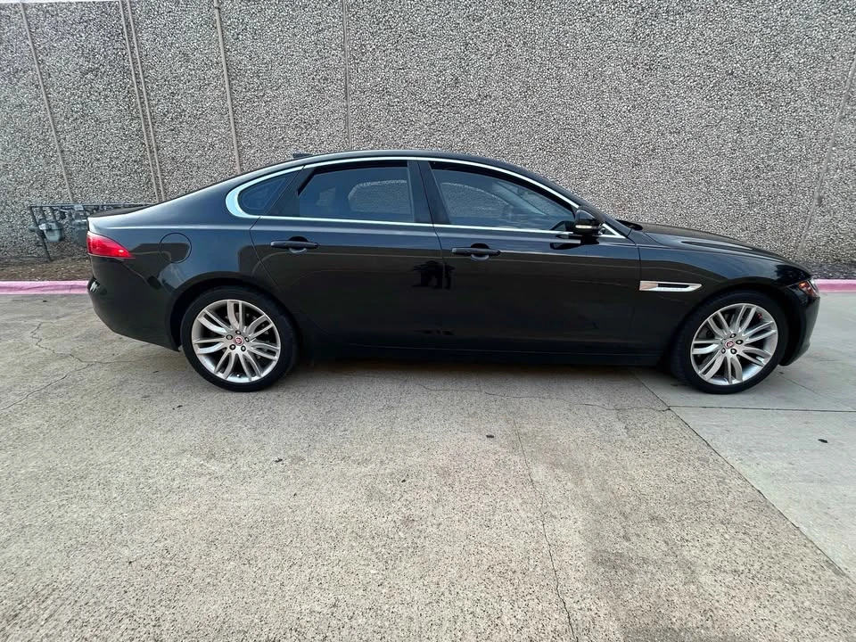2016 Jaguar X260 XF - Image 9 of 14