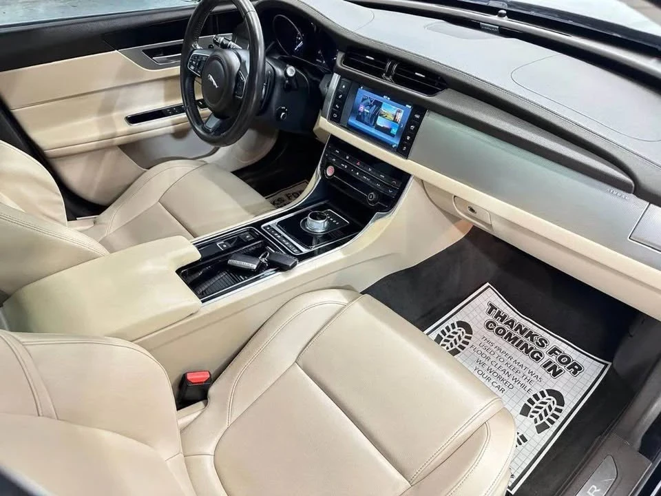 2016 Jaguar X260 XF - Image 9 of 11
