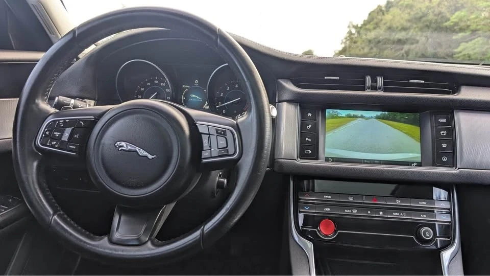2016 Jaguar X260 XF - Image 13 of 14