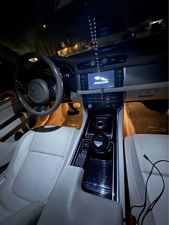 2016 Jaguar X260 XF - Image 7 of 8