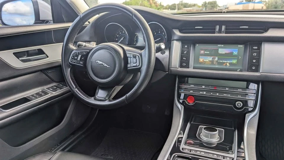 2016 Jaguar X260 XF - Image 17 of 20