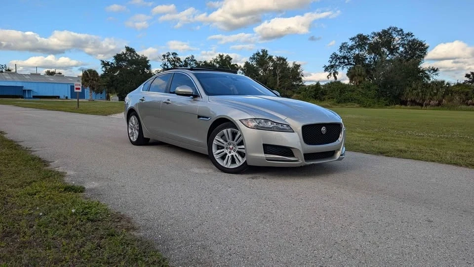 2016 Jaguar X260 XF - Image 2 of 20