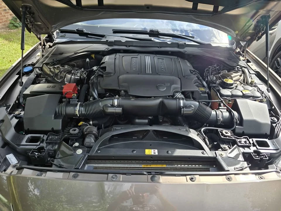 2016 Jaguar X260 XF - Image 11 of 17